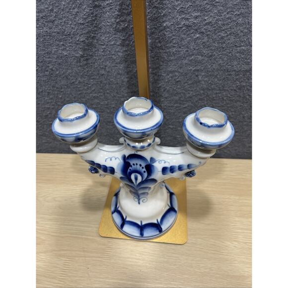 Vintage GZHEL Russian Candelabra Candle Holder White & Blue Porcelain Marked 8” - Picture 6 of 8